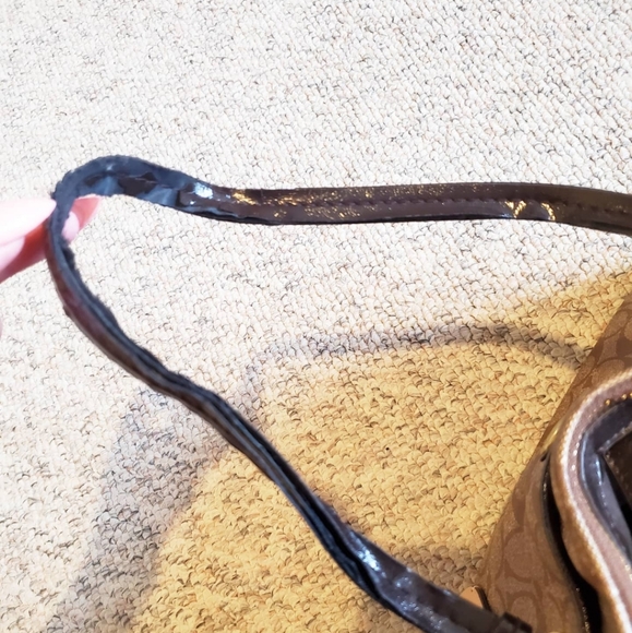 Coach Signature Canvas Tan & Brown Shoulder Bag - Picture 10 of 13